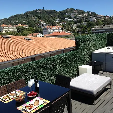 Apartmán Penthouse With Jacuzzi On The Big Terrace